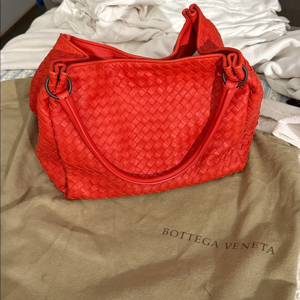 Bottega Veneta Intrecciato Parachute Tote Bag, Shoulder Handbag, Red Leather,...
